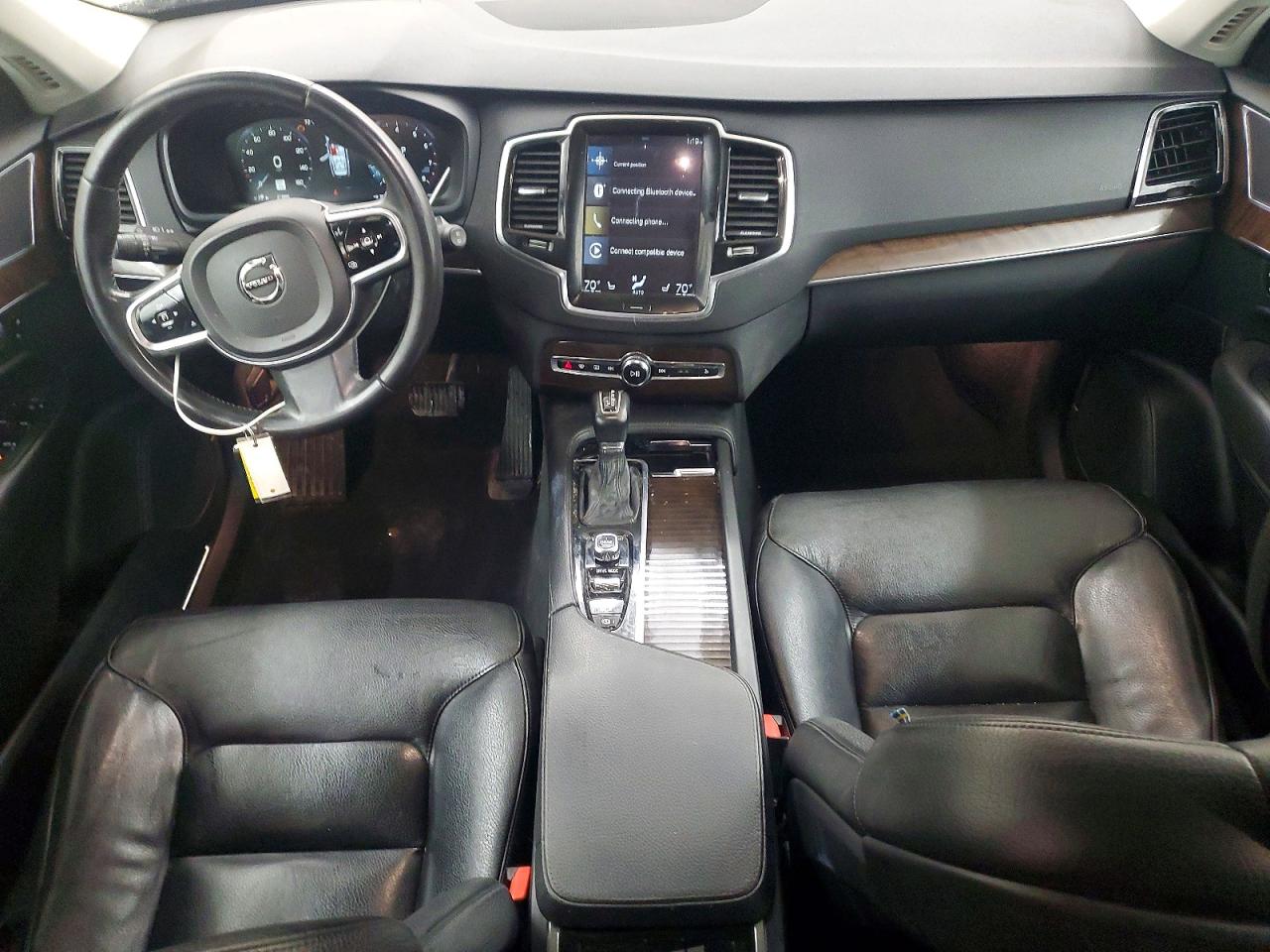 2016 VOLVO XC90