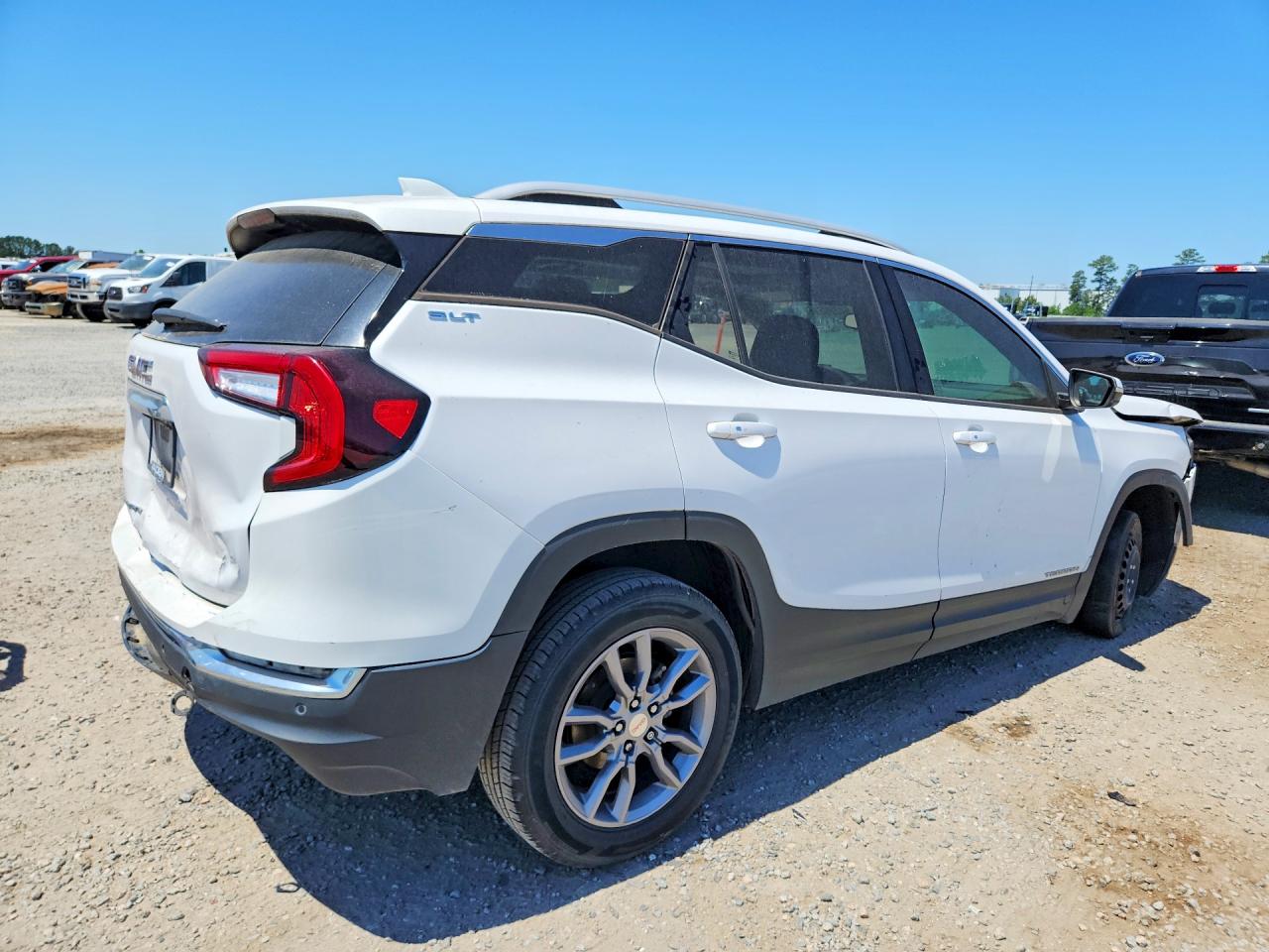 2022 GMC TERRAIN