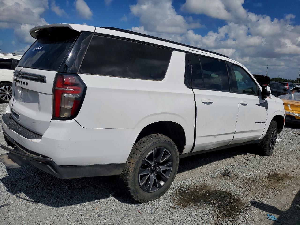 2021 CHEVROLET SUBURBAN