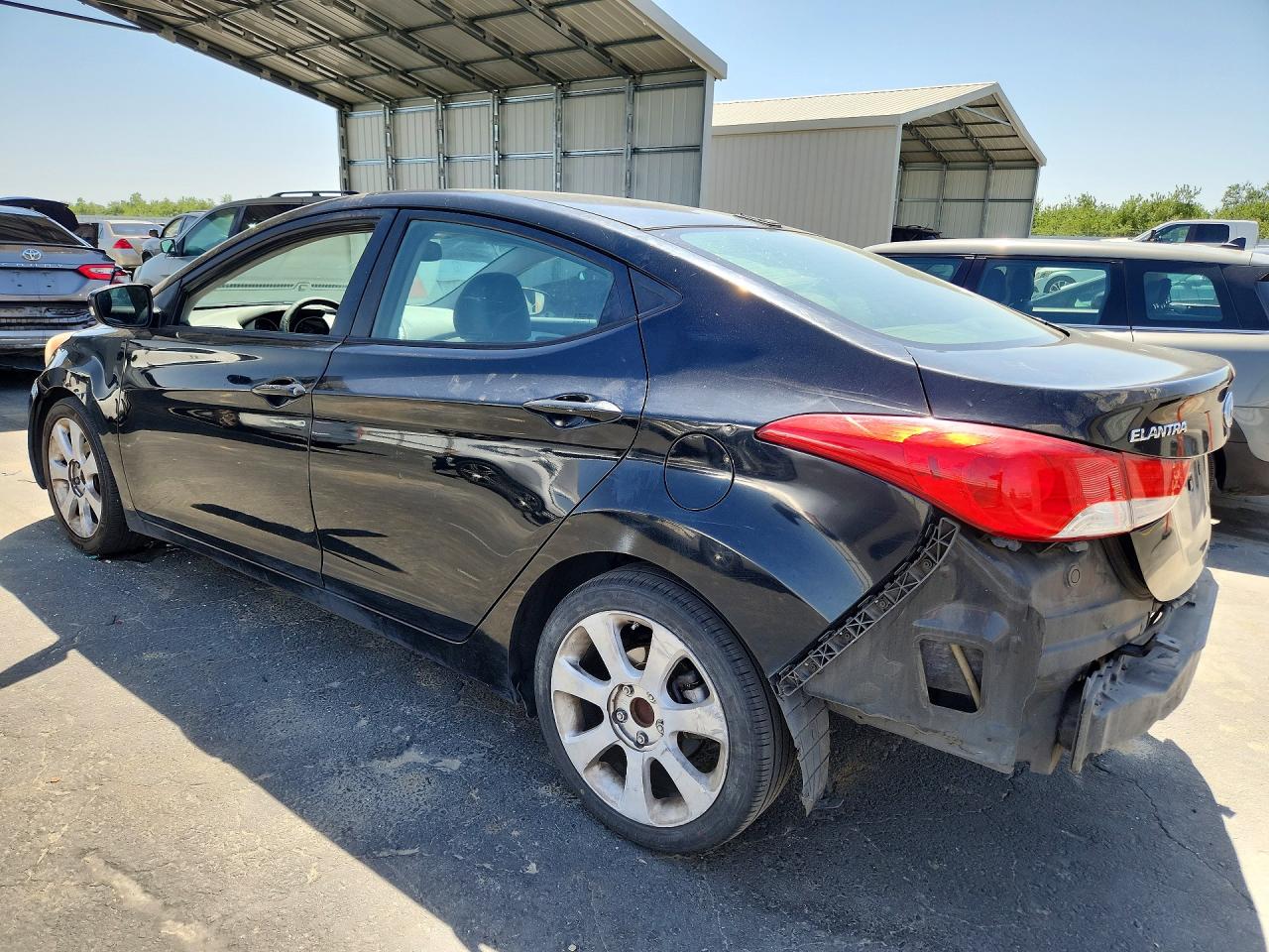 2011 HYUNDAI ELANTRA