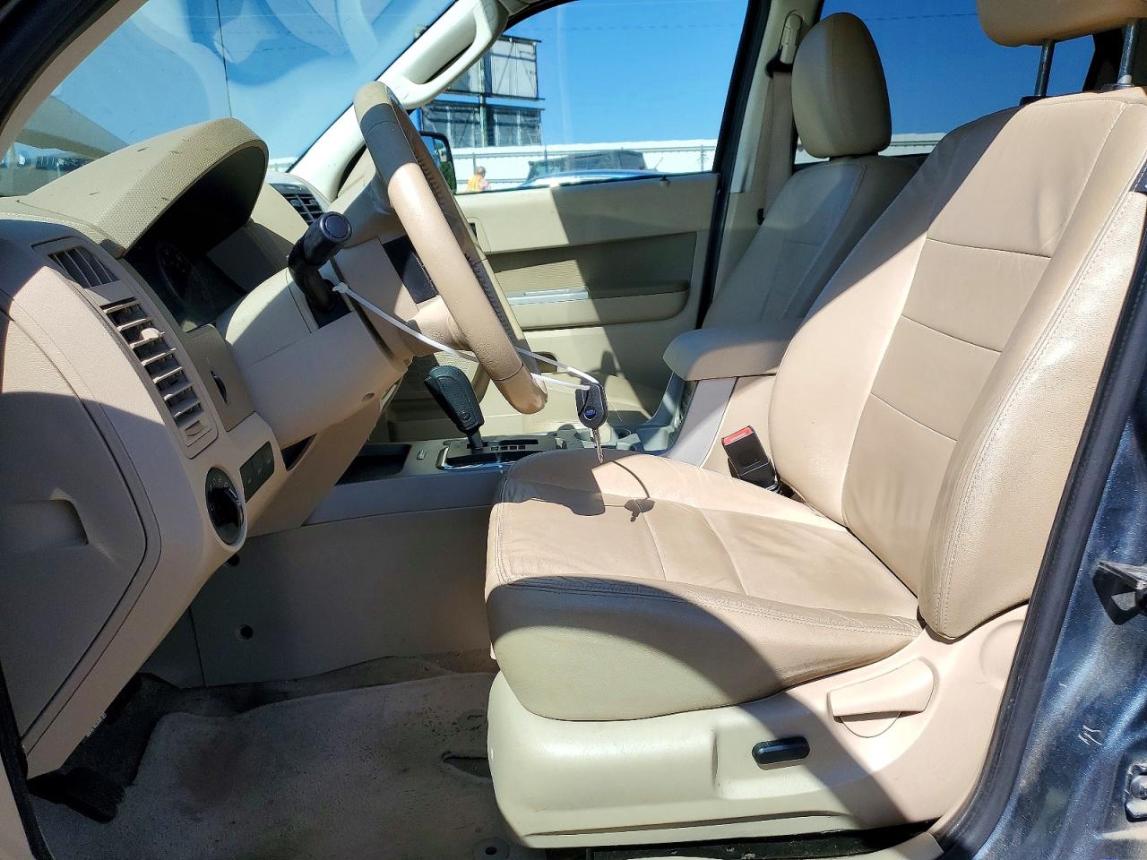 2012 FORD ESCAPE