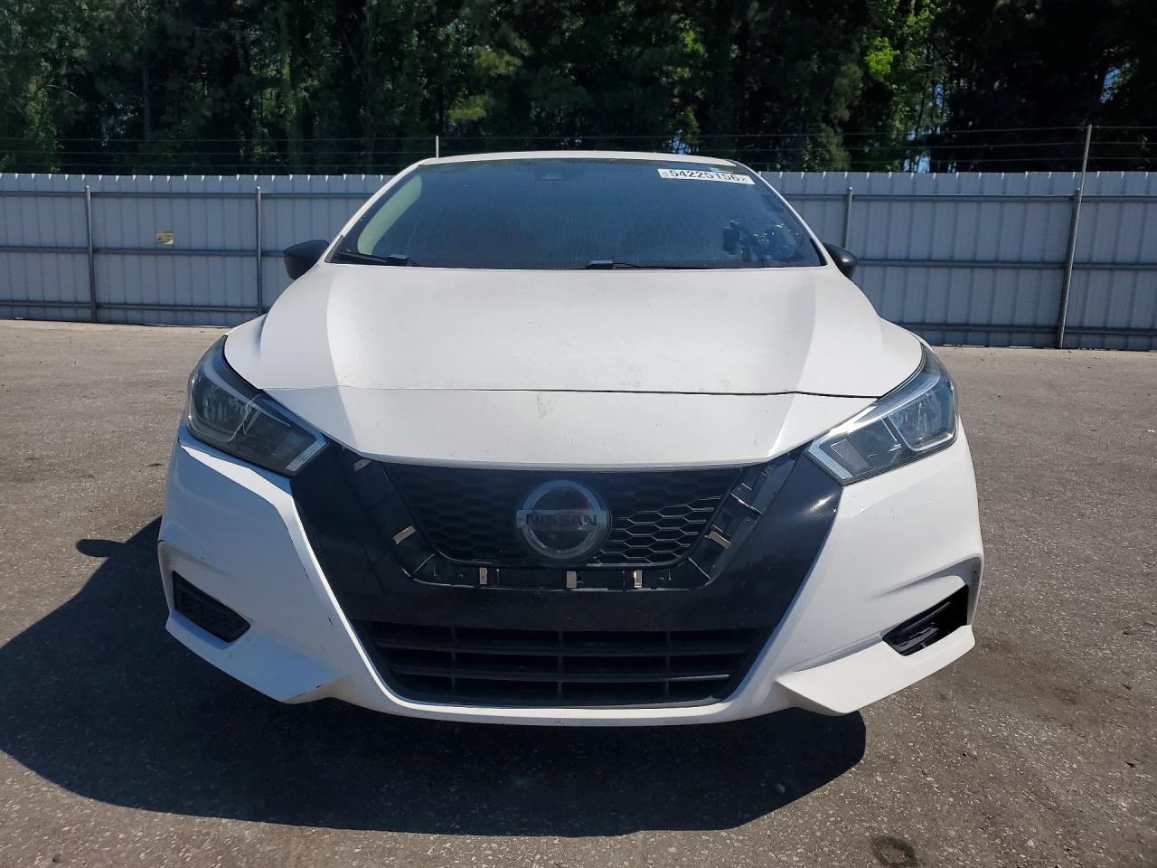 2021 NISSAN VERSA