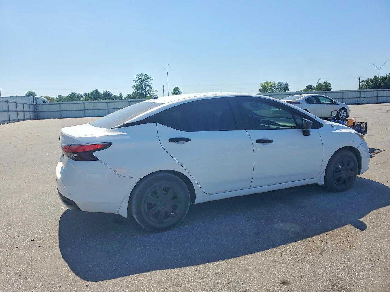 2021 NISSAN VERSA