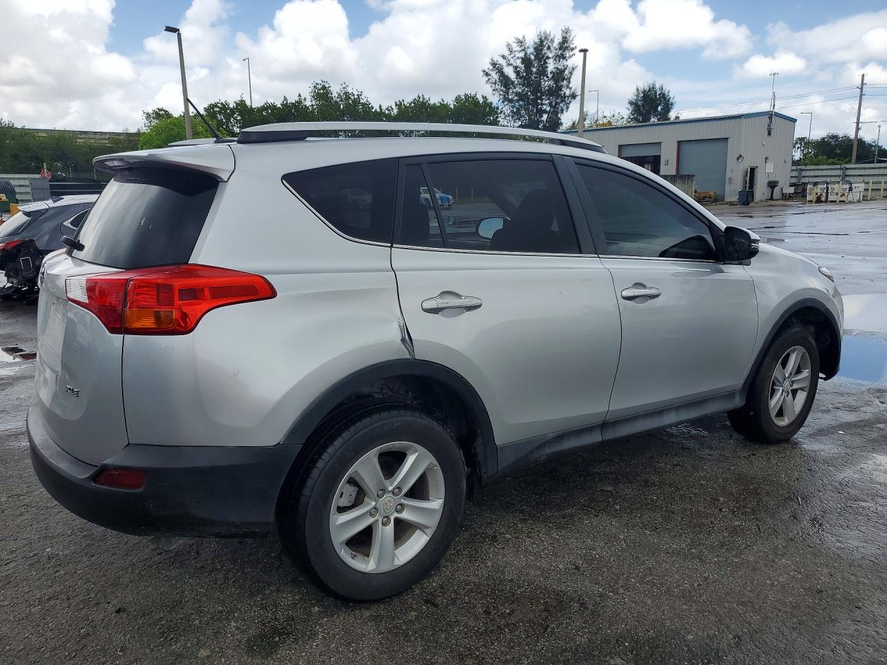 2014 TOYOTA RAV4