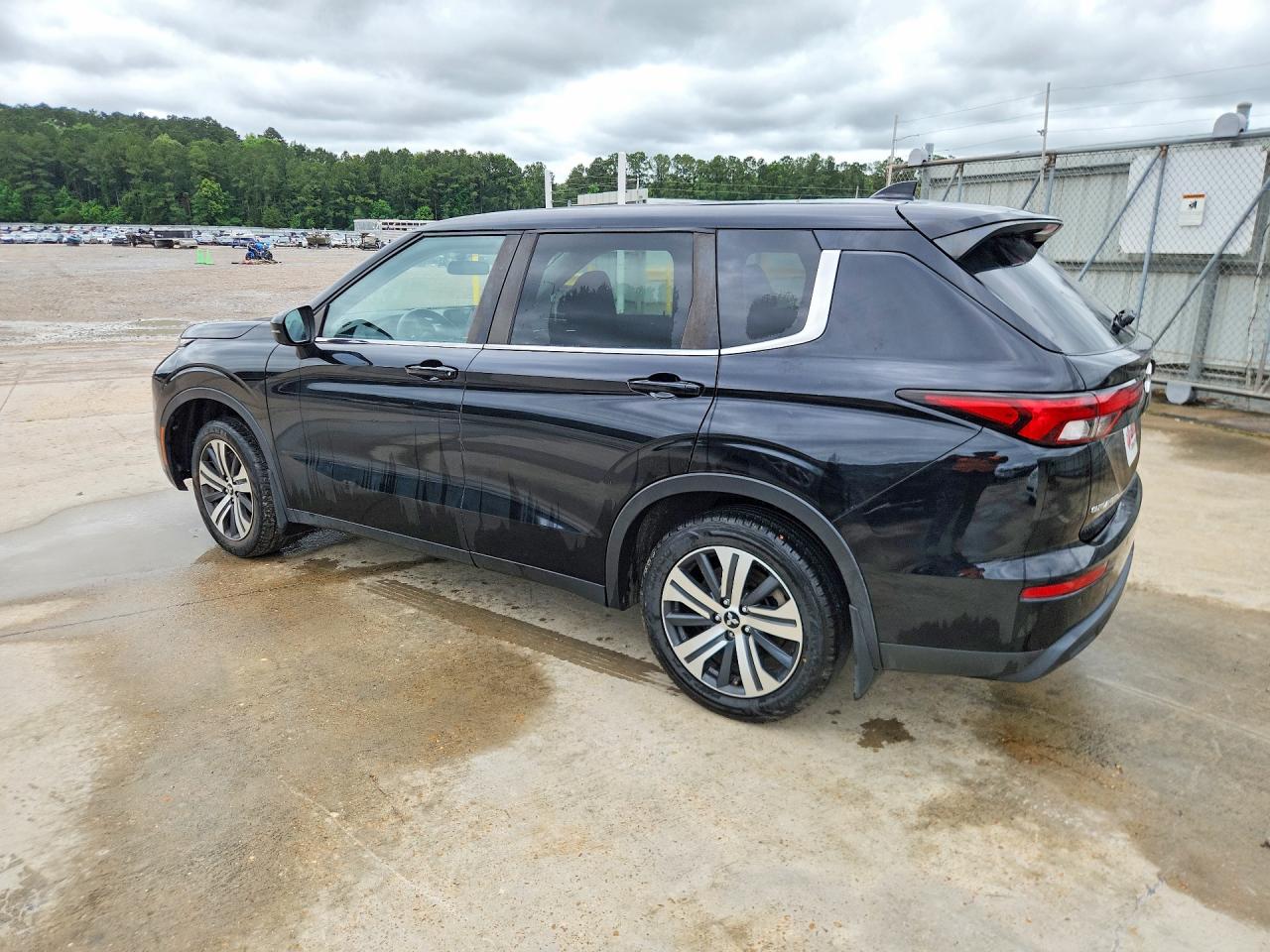 2022 MITSUBISHI OUTLANDER