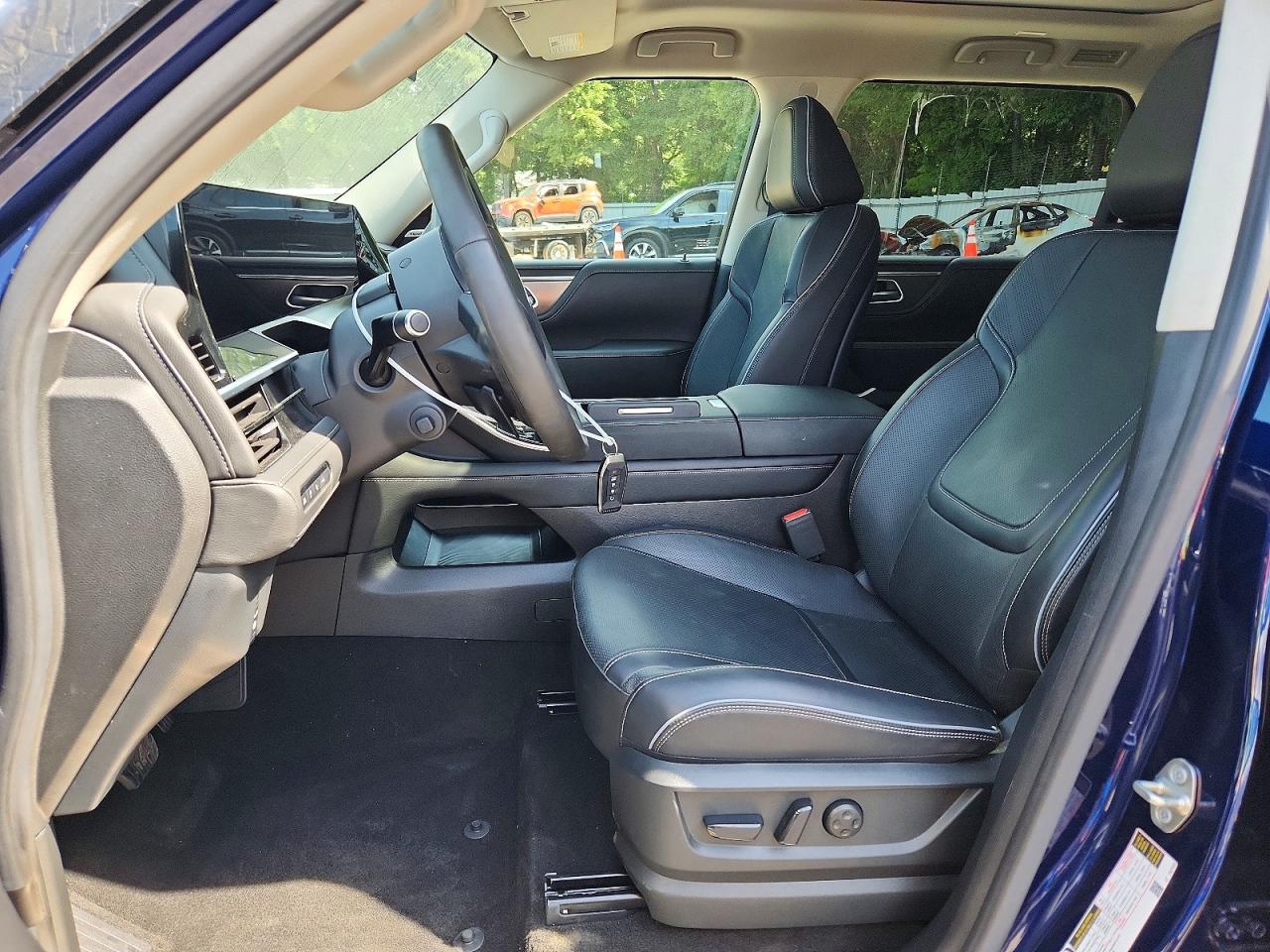 2025 INFINITI QX80