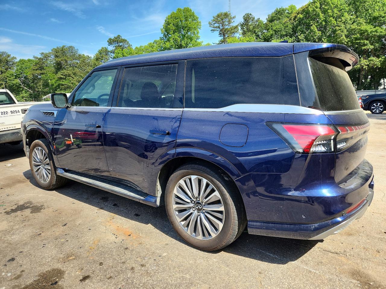 2025 INFINITI QX80