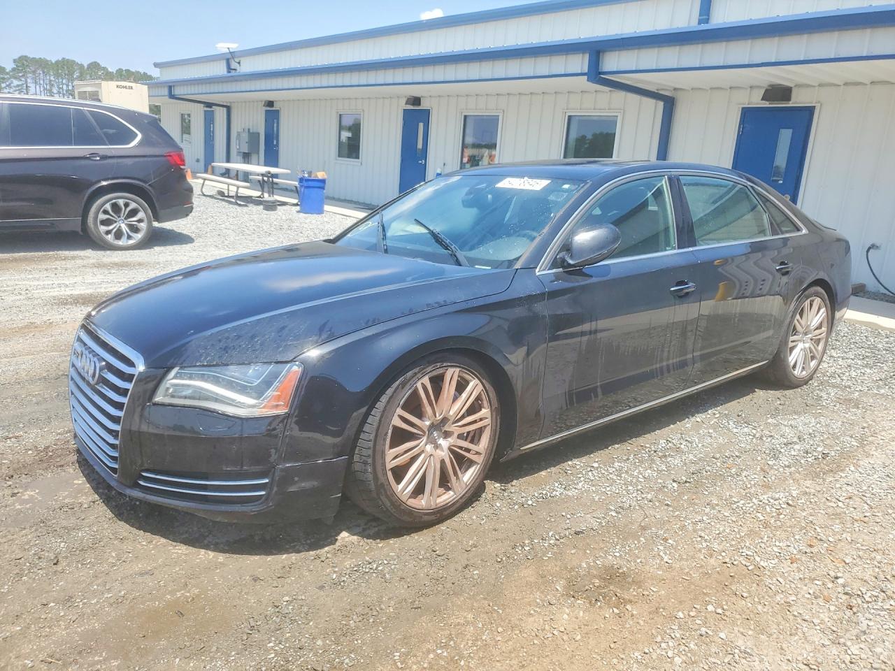2013 AUDI A8
