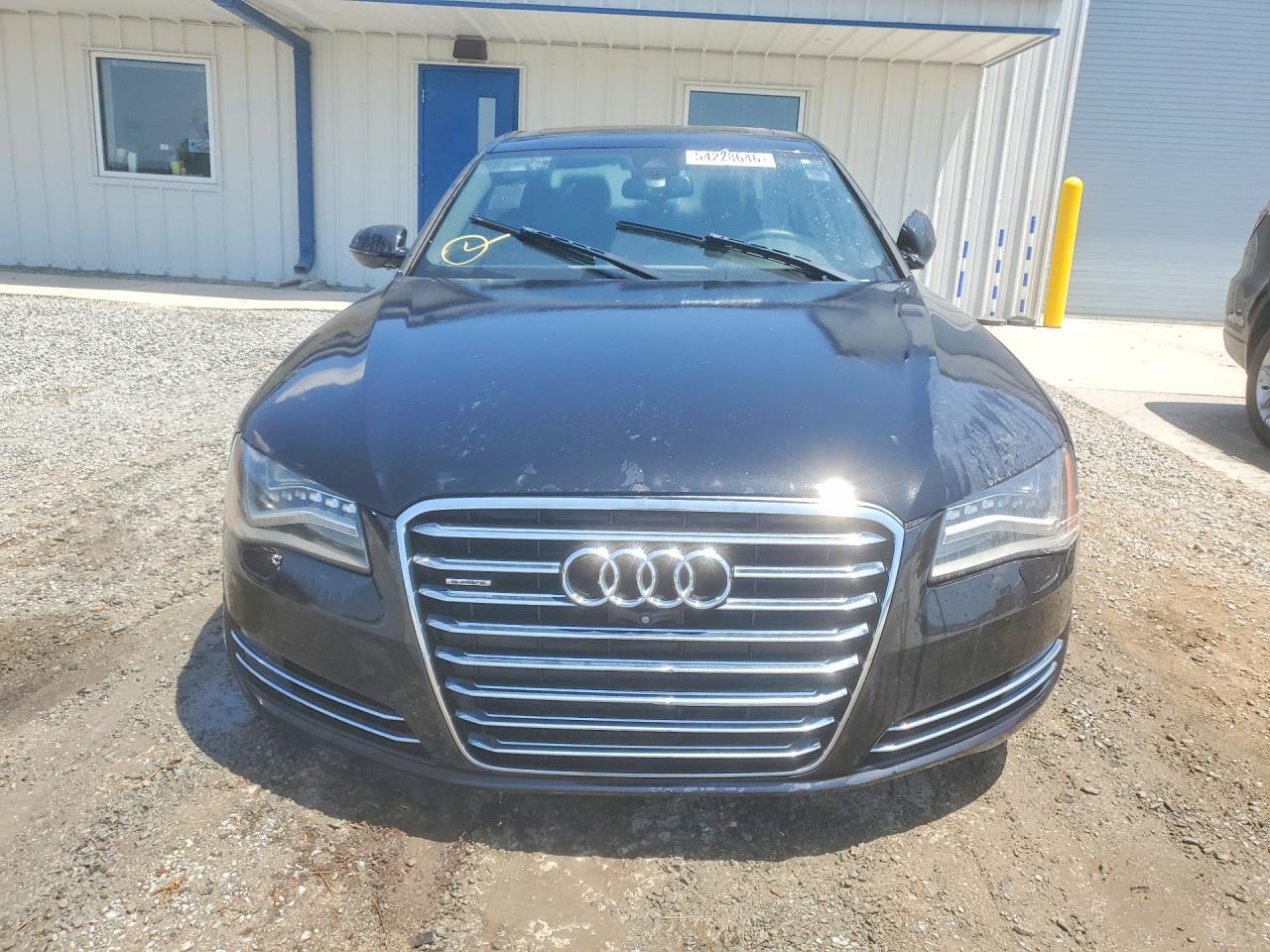 2013 AUDI A8