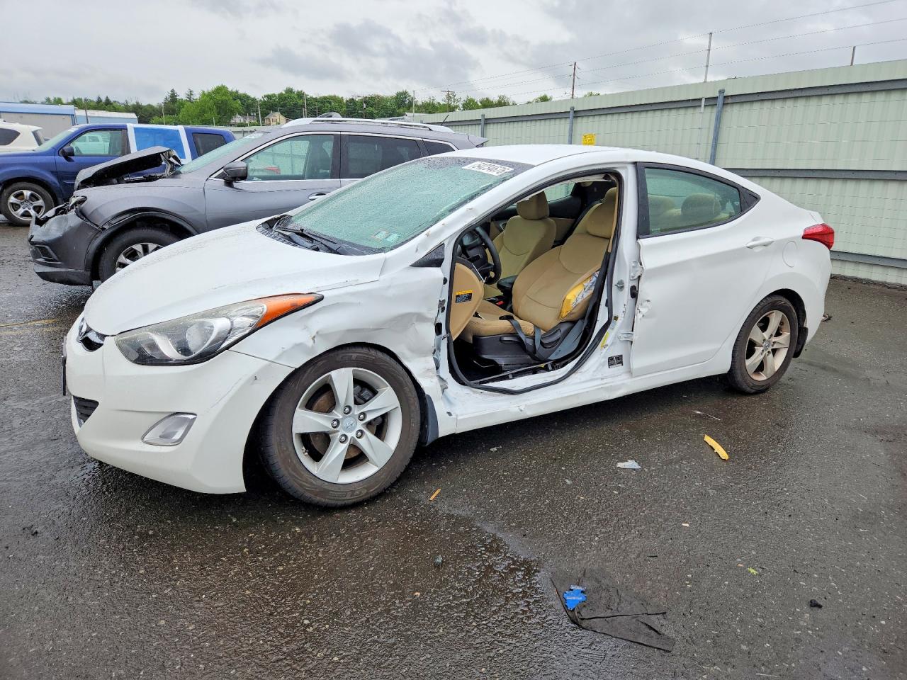 2012 HYUNDAI ELANTRA