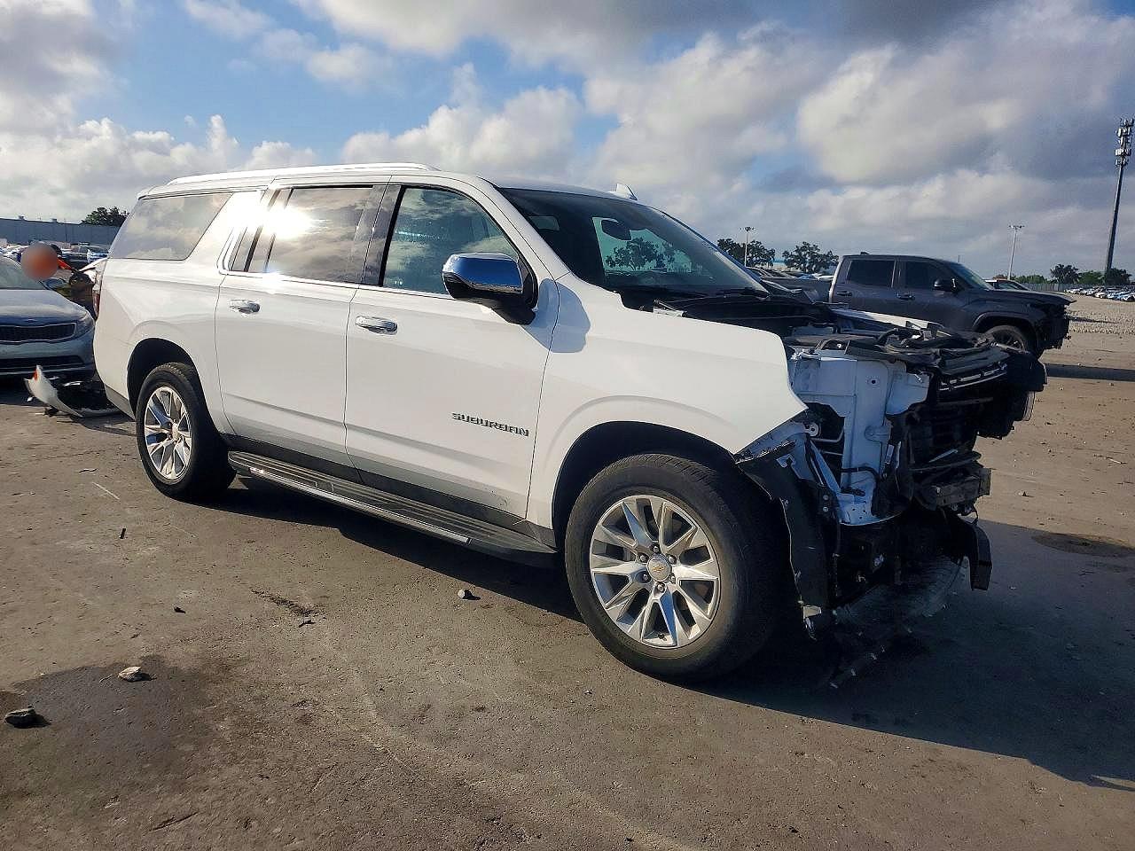 2023 CHEVROLET SUBURBAN