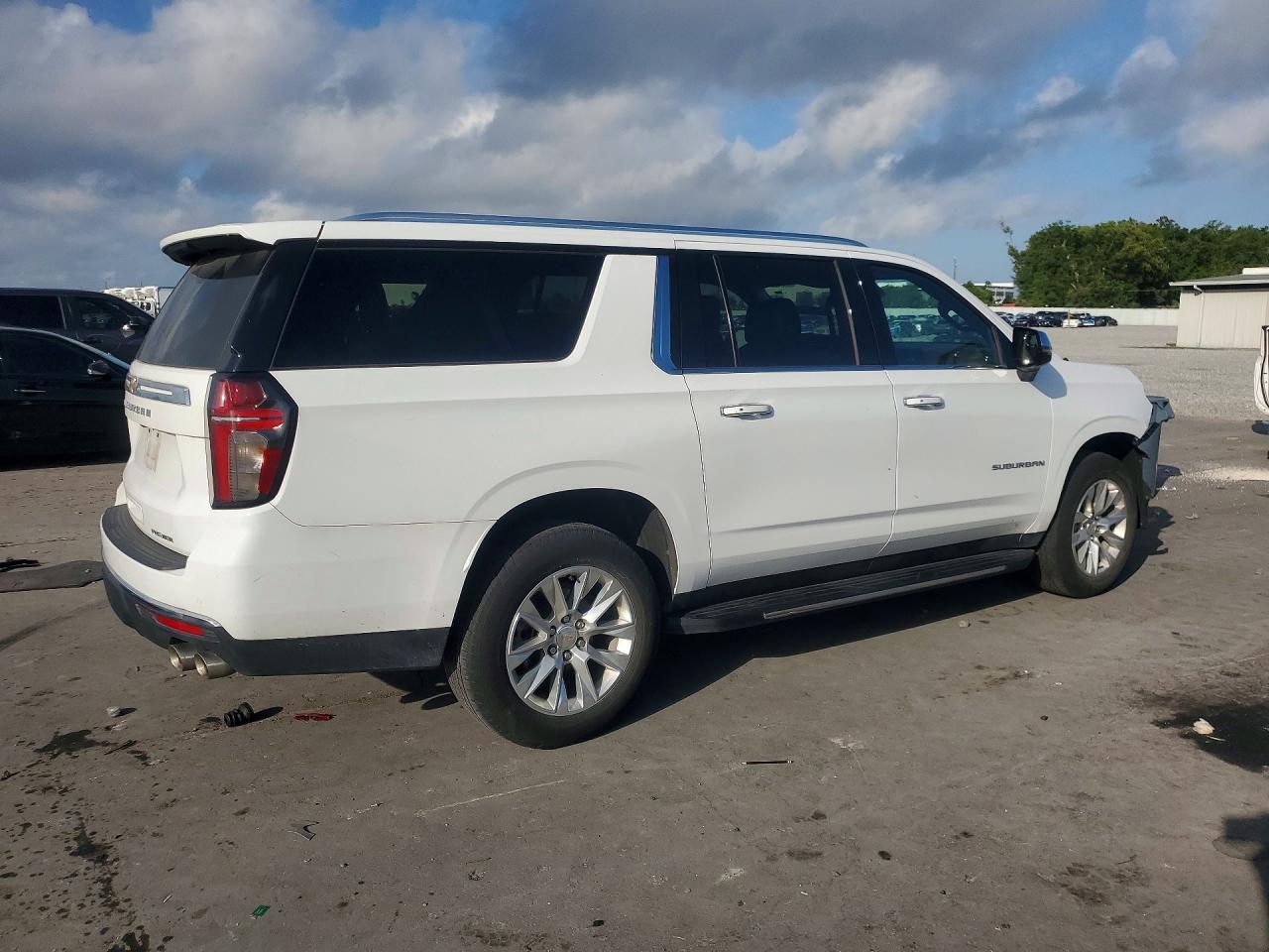 2023 CHEVROLET SUBURBAN