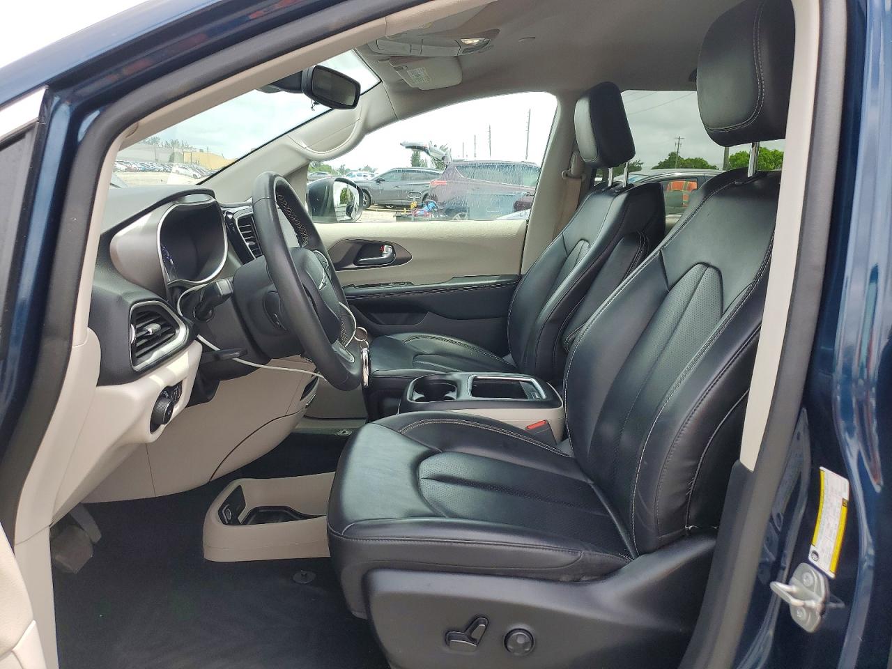 2023 CHRYSLER PACIFICA