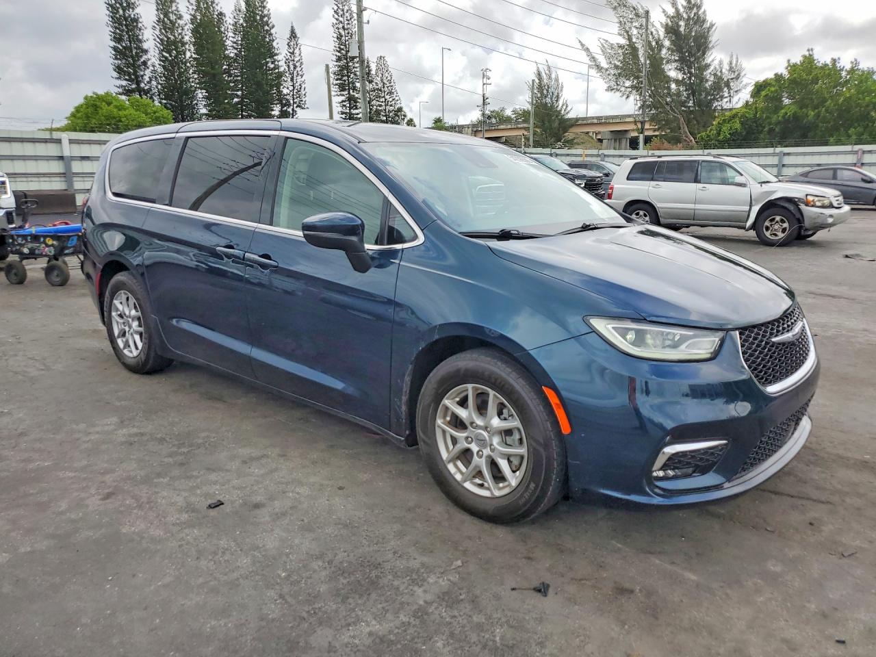 2023 CHRYSLER PACIFICA