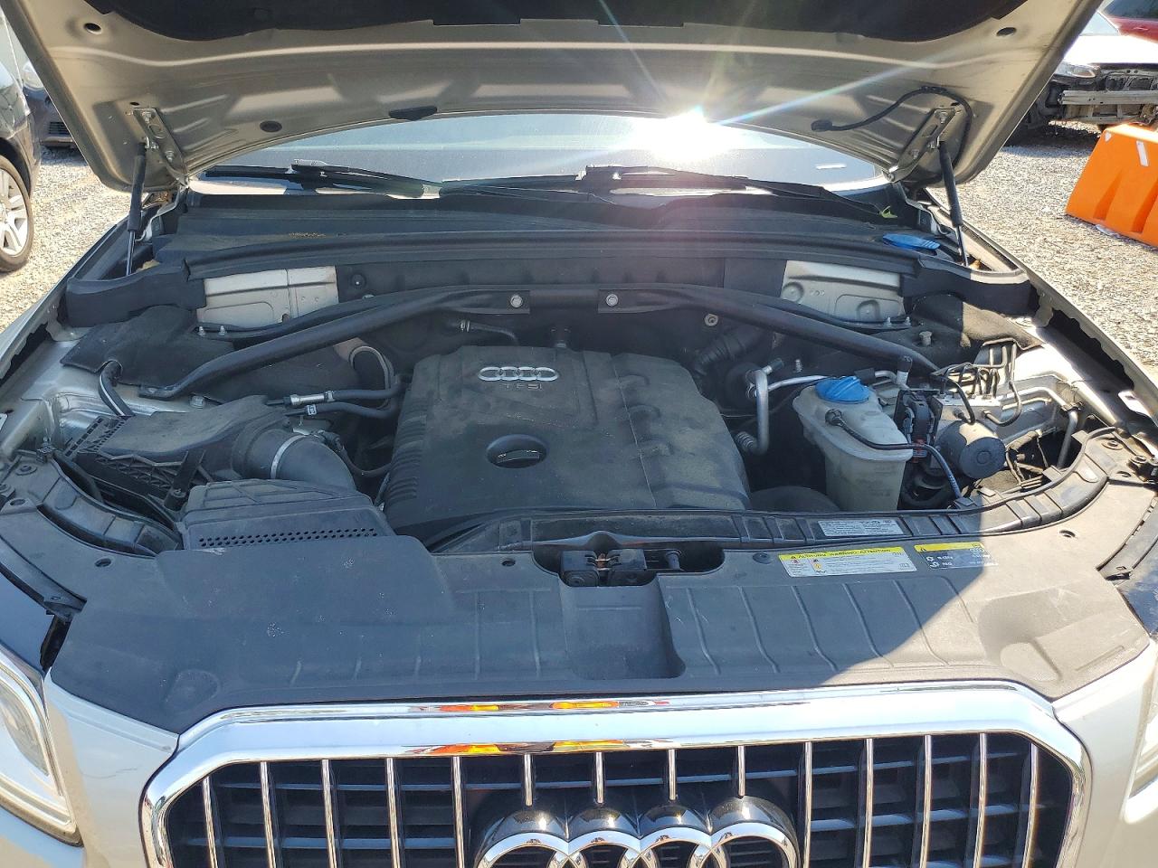 2015 AUDI Q5