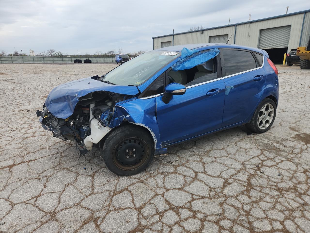 2011 FORD FIESTA