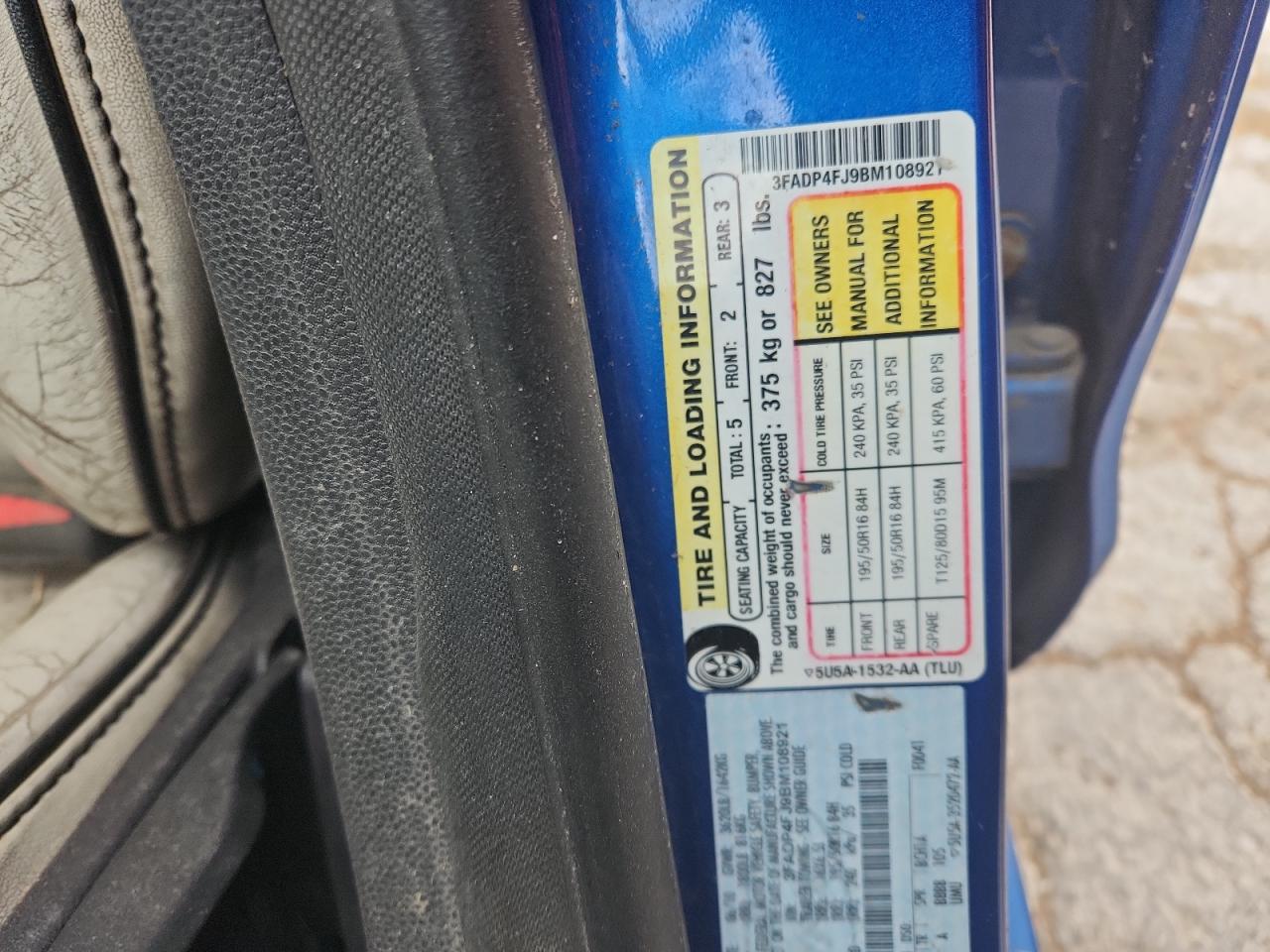 2011 FORD FIESTA