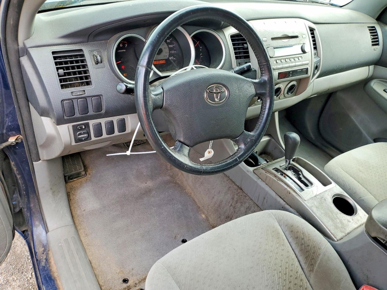 2005 TOYOTA TACOMA