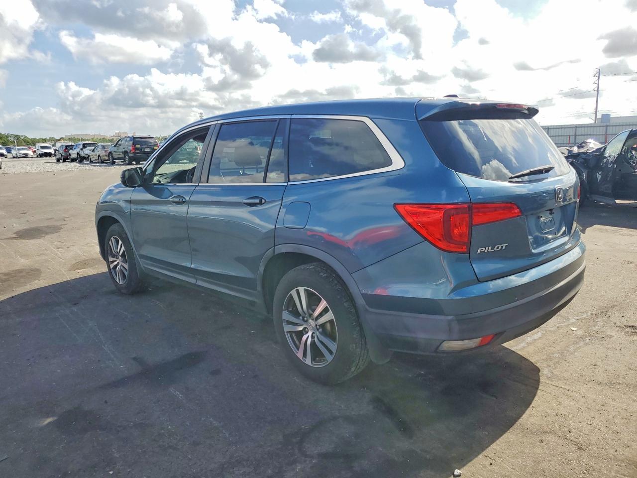 2016 HONDA PILOT