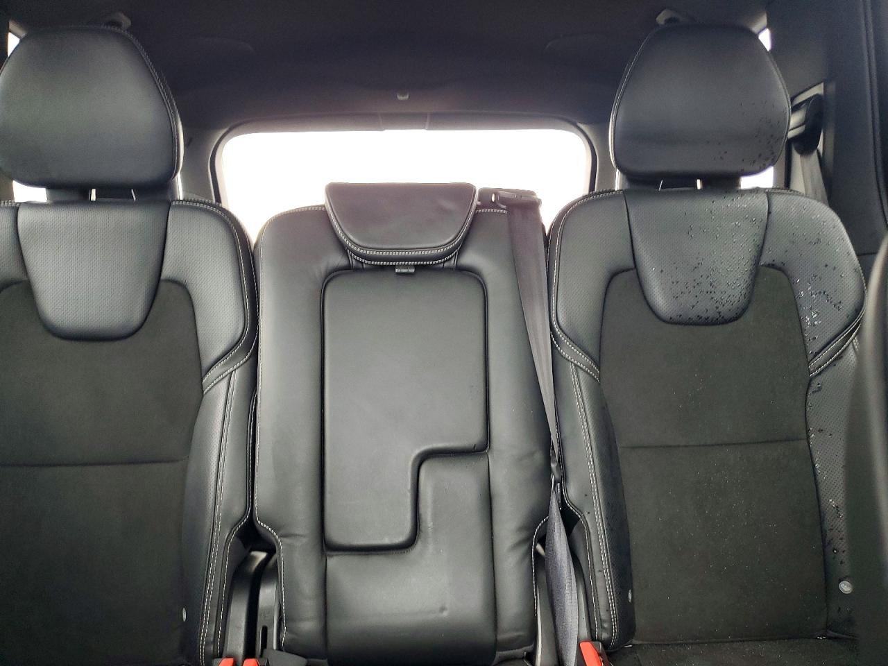 2018 VOLVO XC90