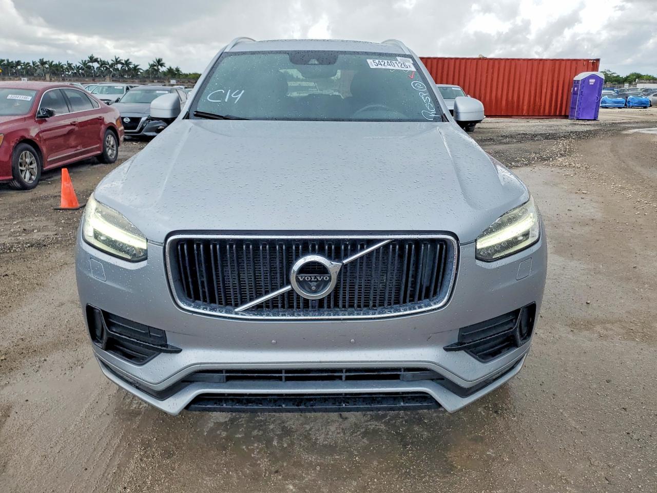 2018 VOLVO XC90