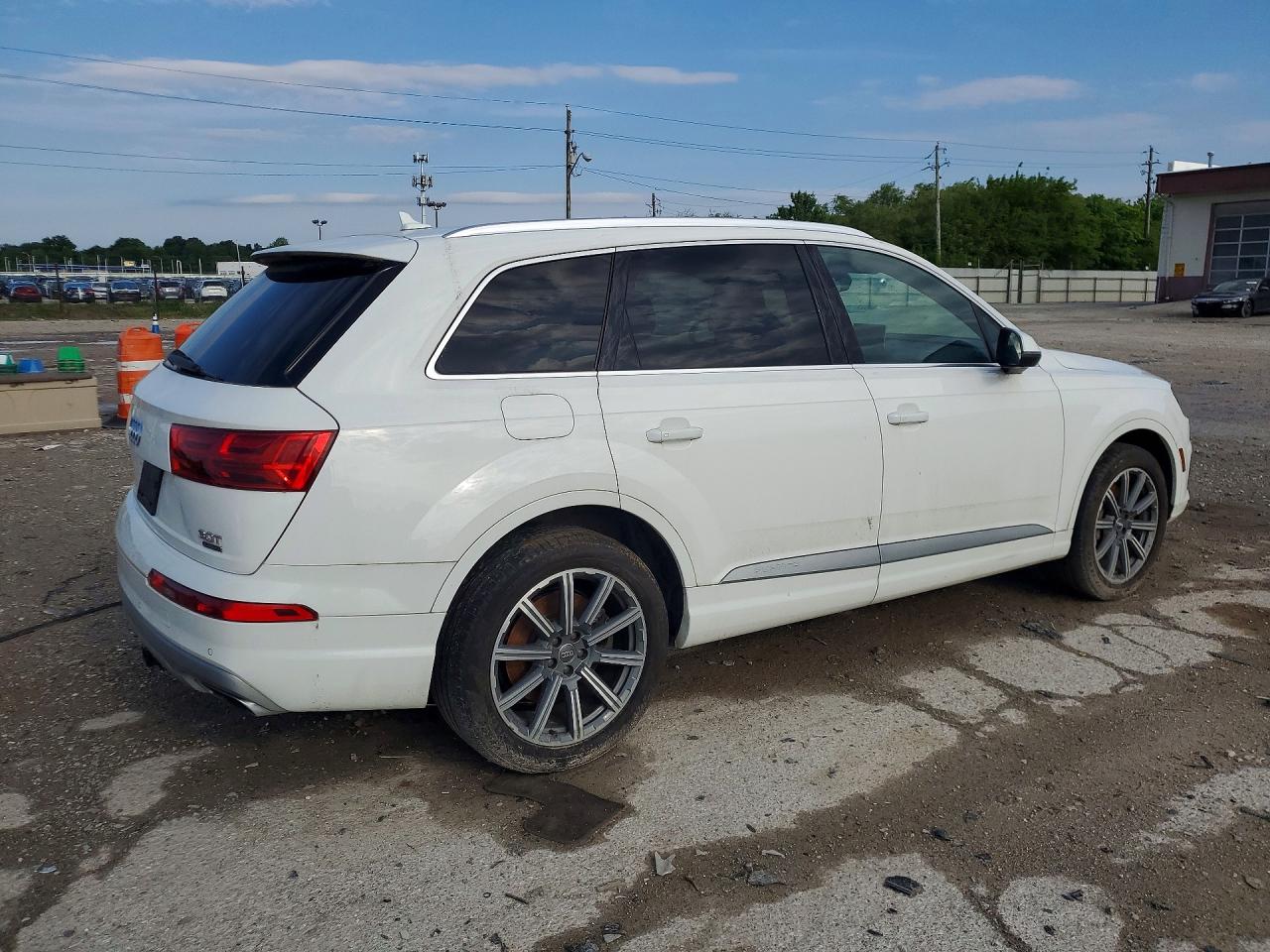 2018 AUDI Q7
