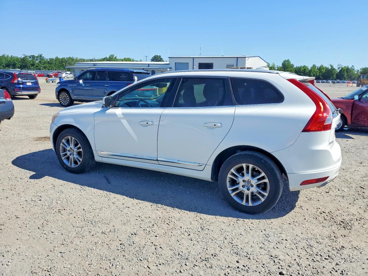 2016 VOLVO XC60