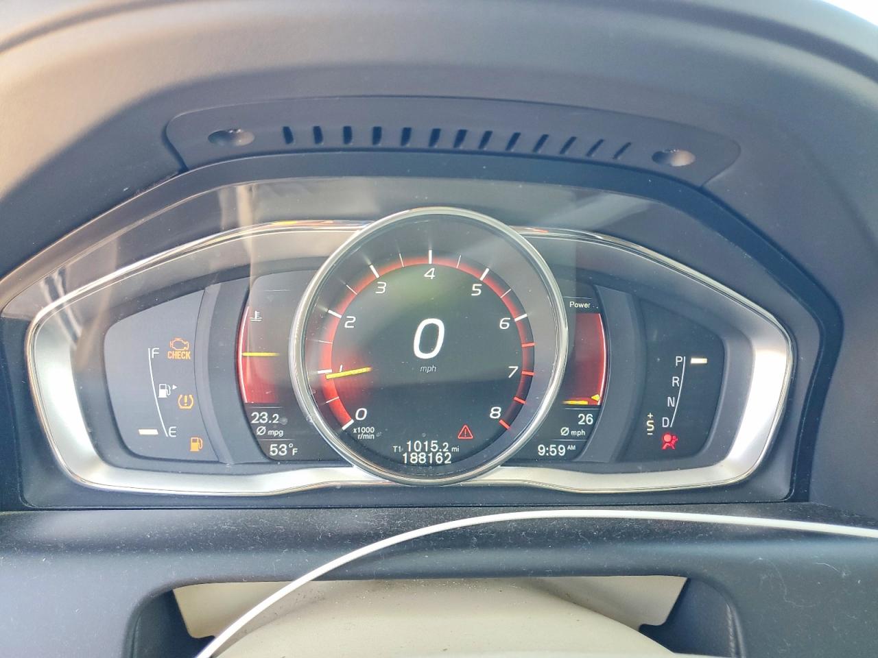 2016 VOLVO XC60