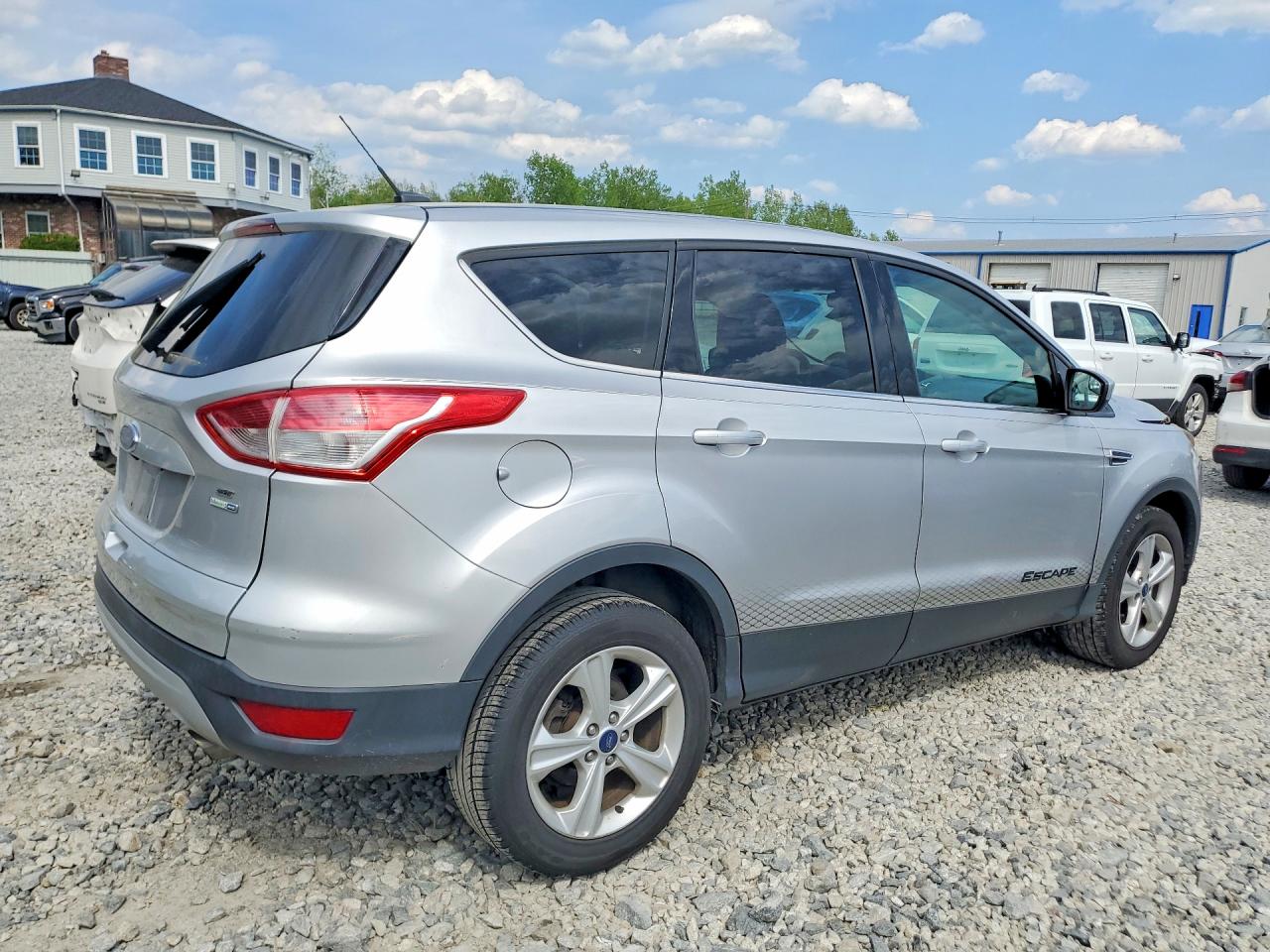 2015 FORD ESCAPE