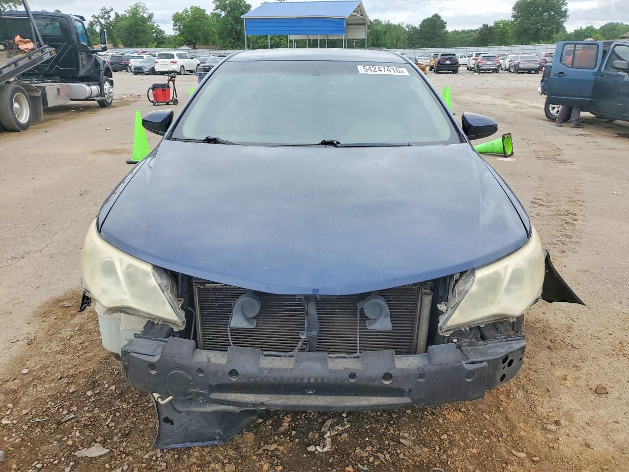 2014 TOYOTA CAMRY