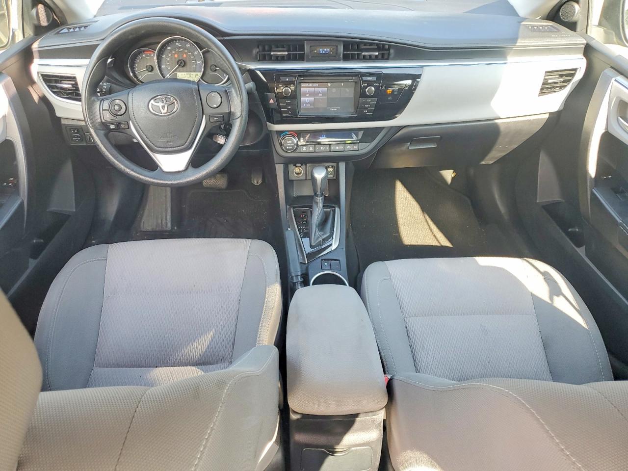 2015 TOYOTA COROLLA