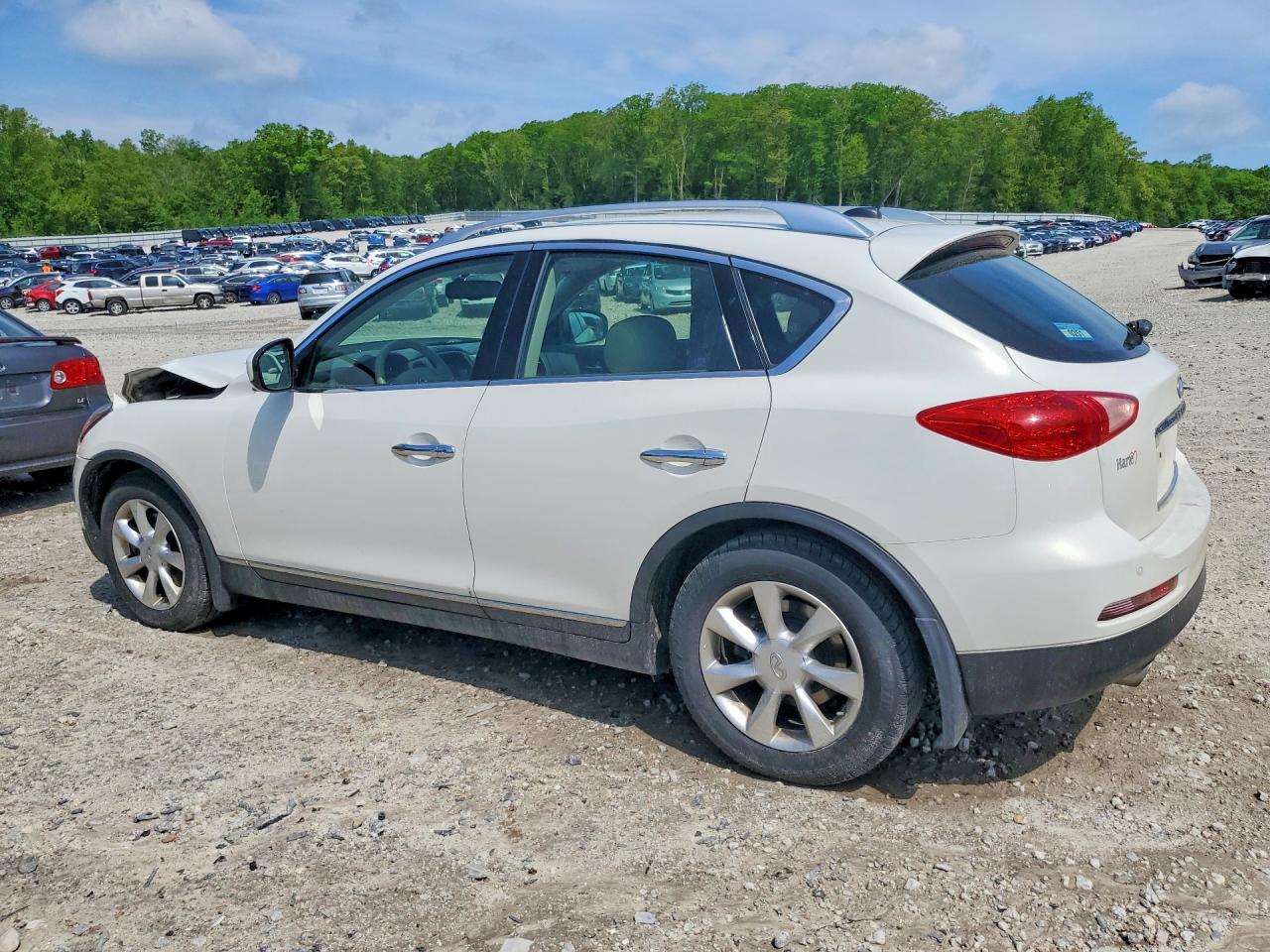2010 INFINITI EX35