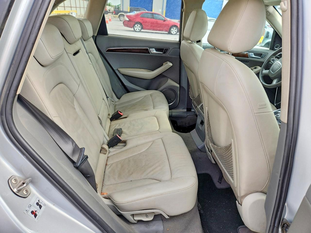 2010 AUDI Q5