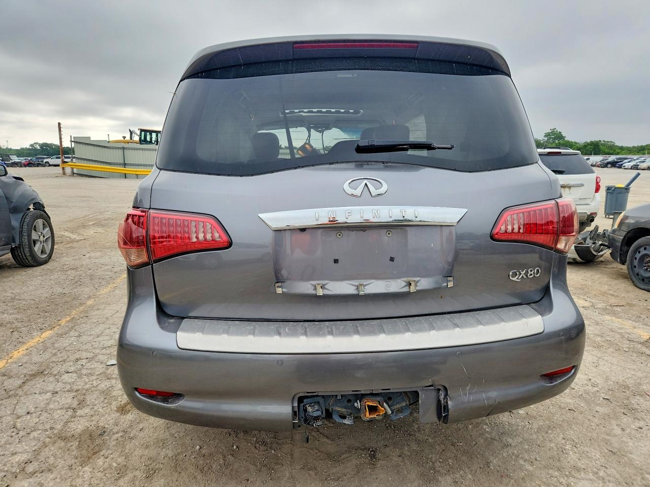 2015 INFINITI QX80