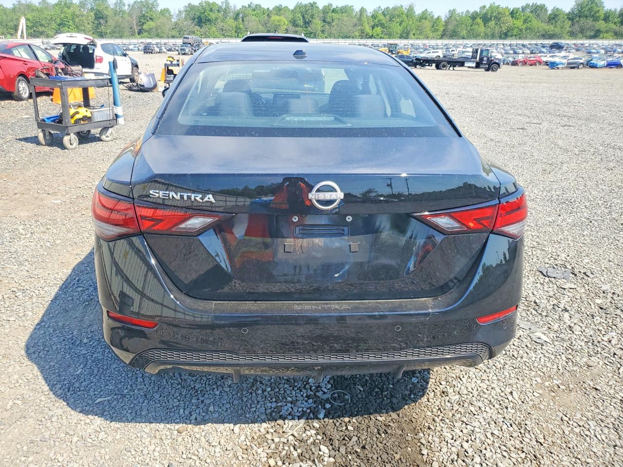 2025 NISSAN SENTRA