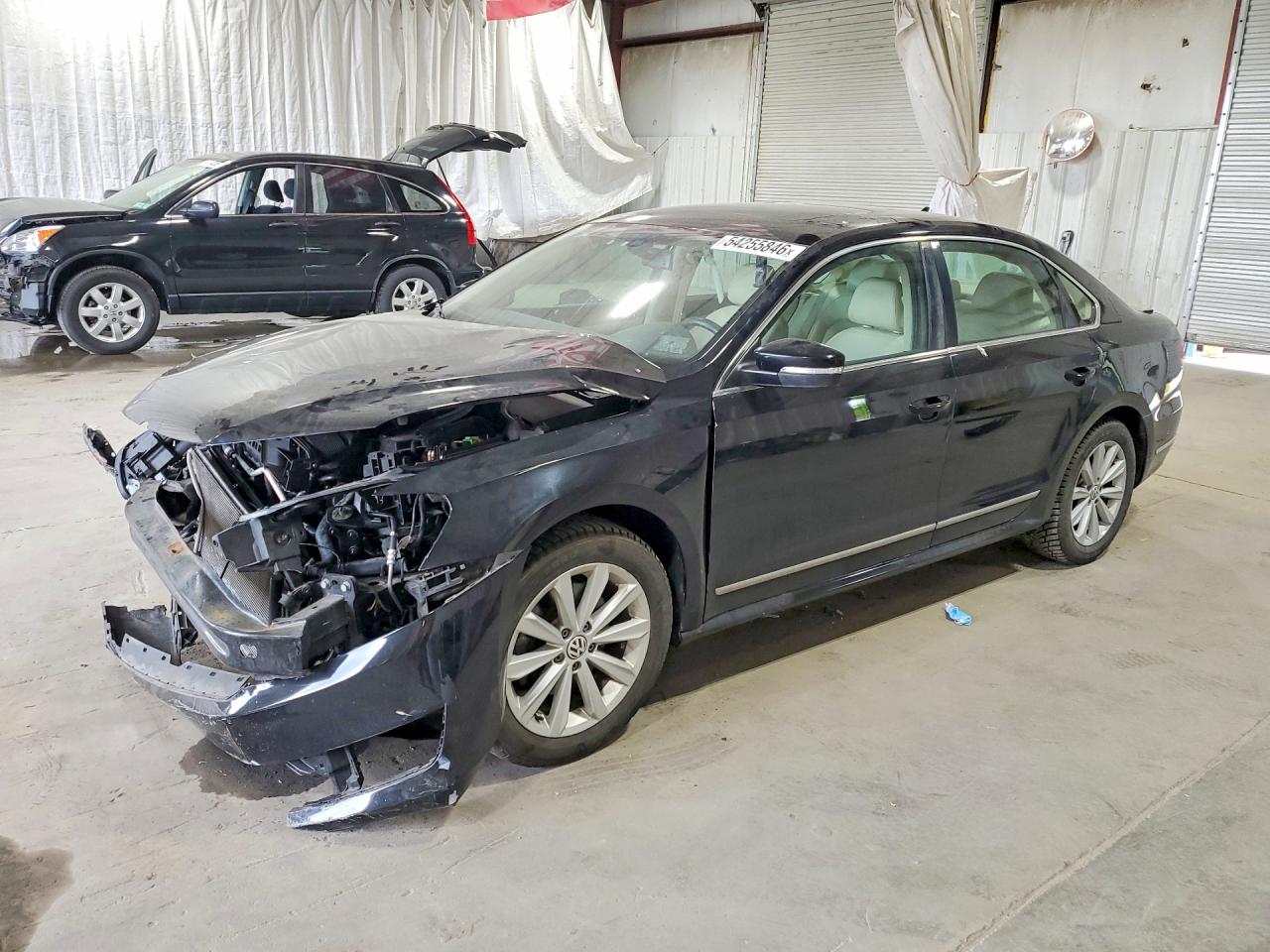 2013 VOLKSWAGEN PASSAT