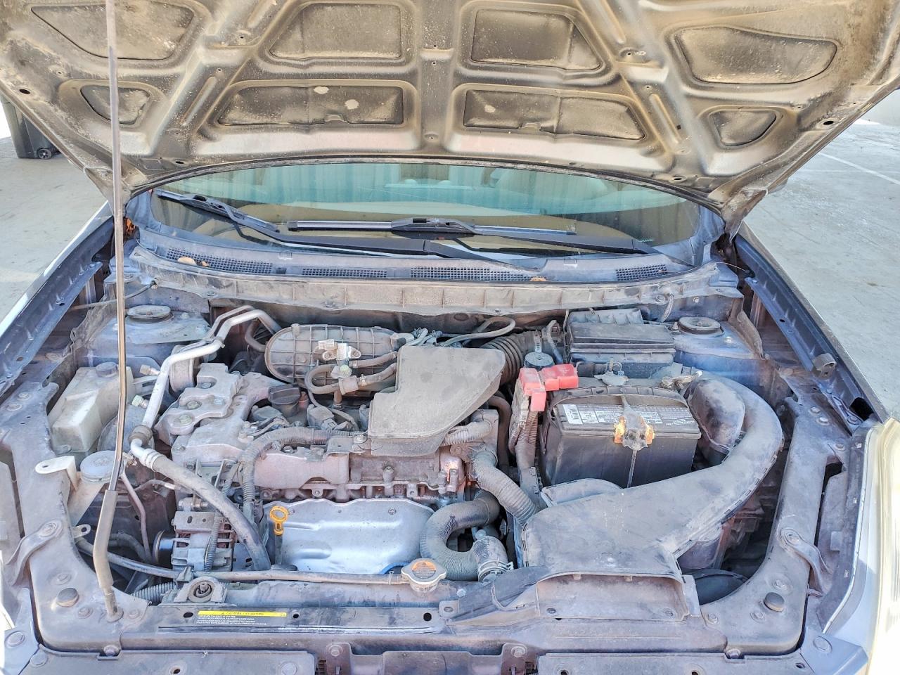 2015 NISSAN ROGUE