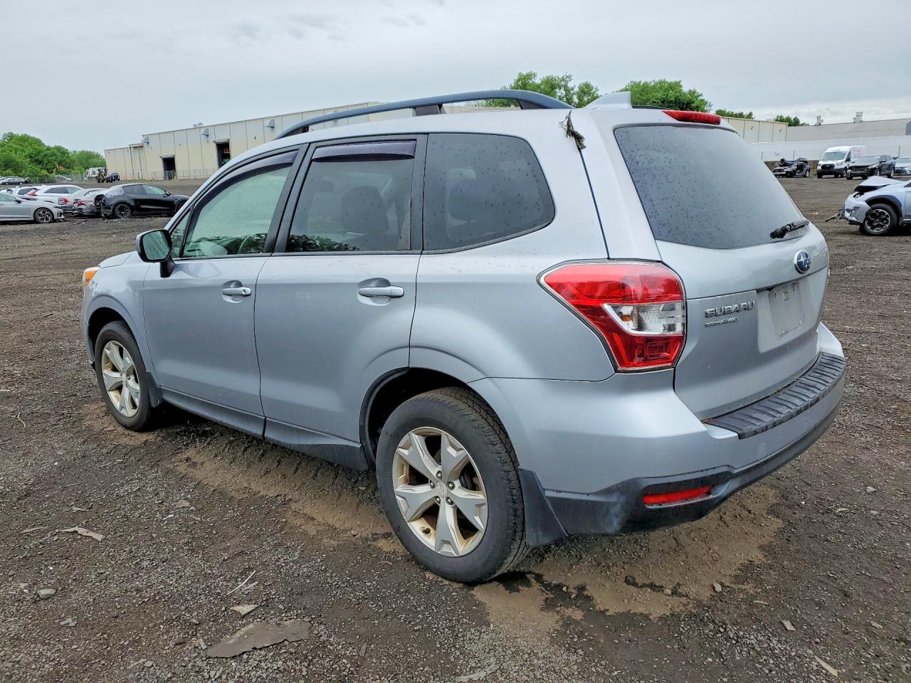 2016 SUBARU FORESTER