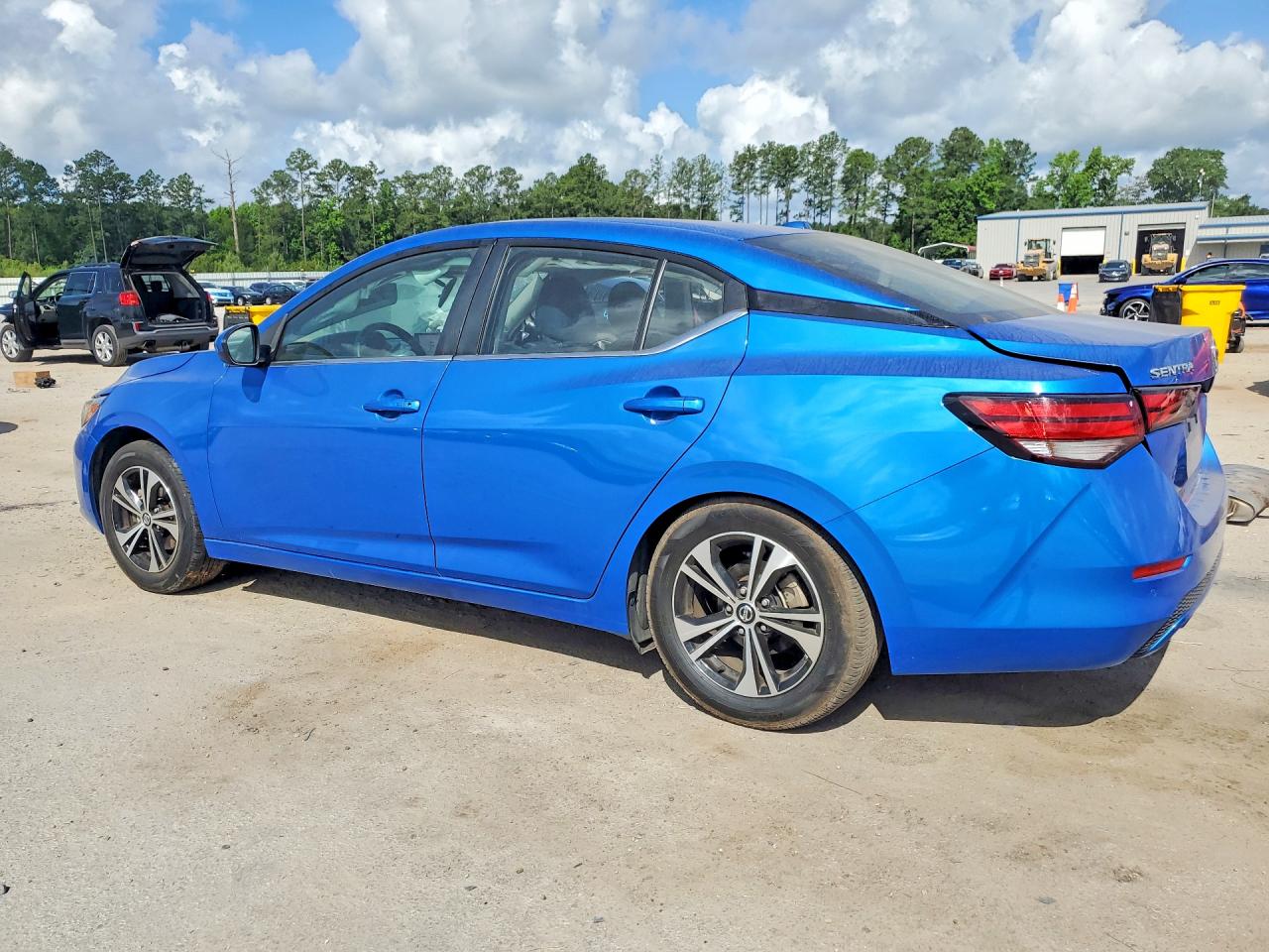 2023 NISSAN SENTRA
