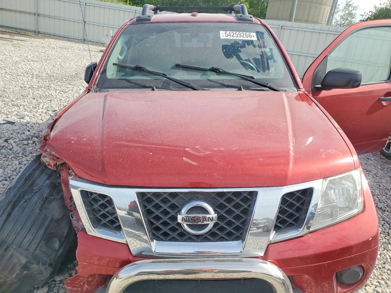 2015 NISSAN FRONTIER