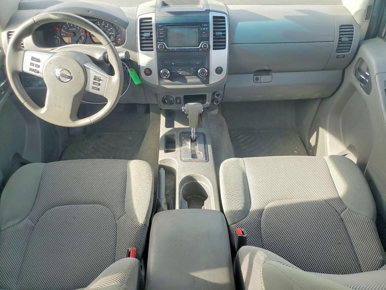 2015 NISSAN FRONTIER