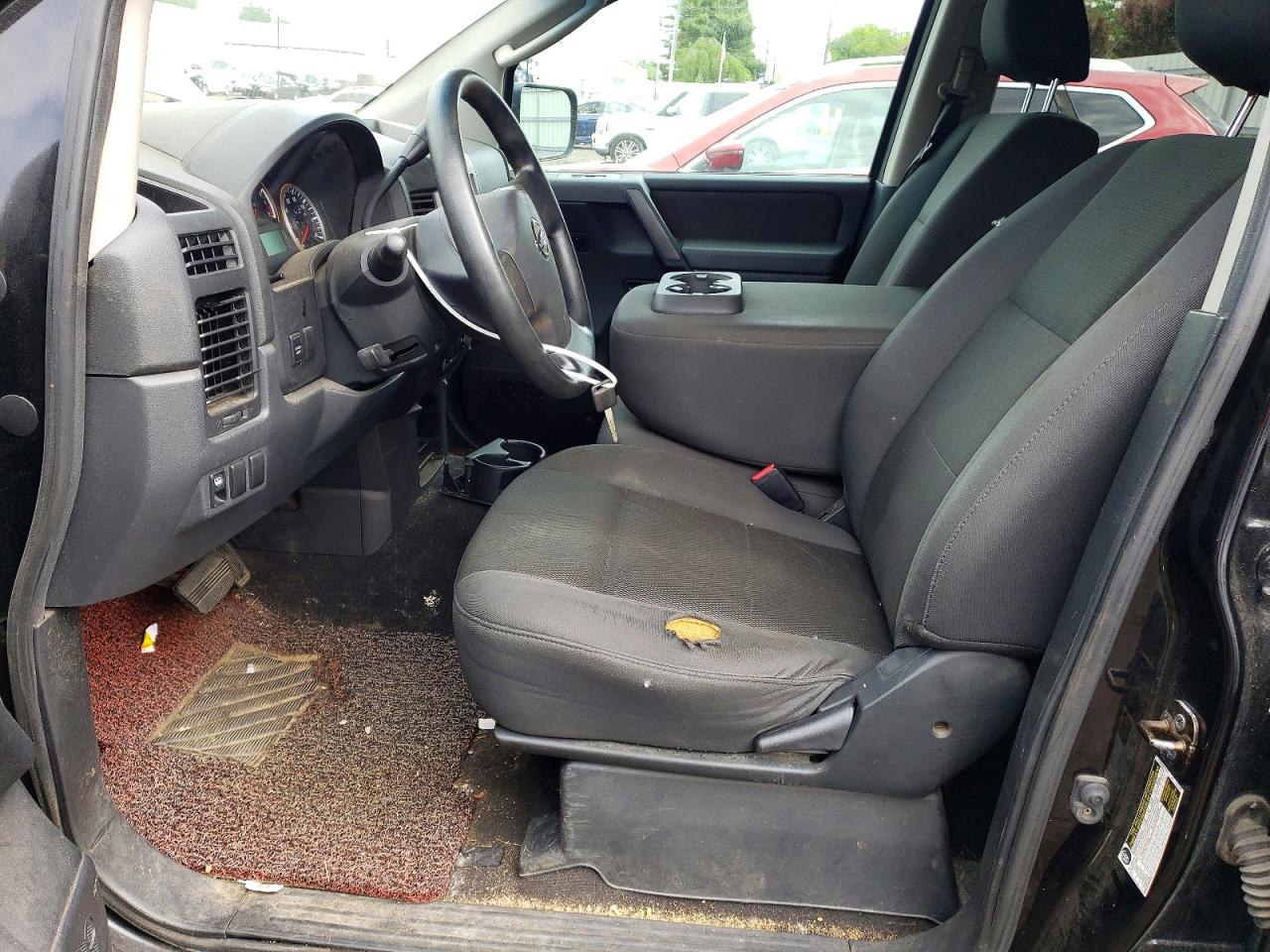 2009 NISSAN TITAN