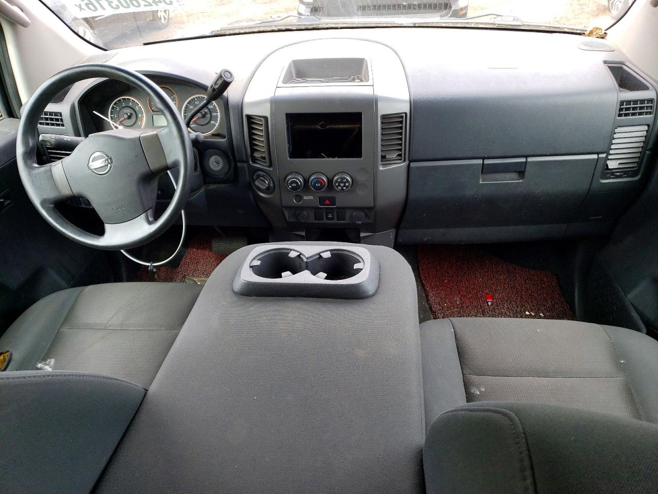 2009 NISSAN TITAN