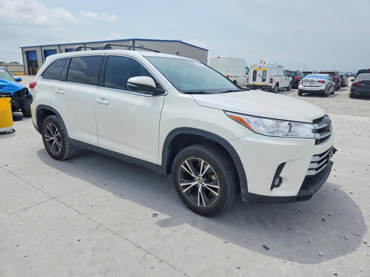 2019 TOYOTA HIGHLANDER