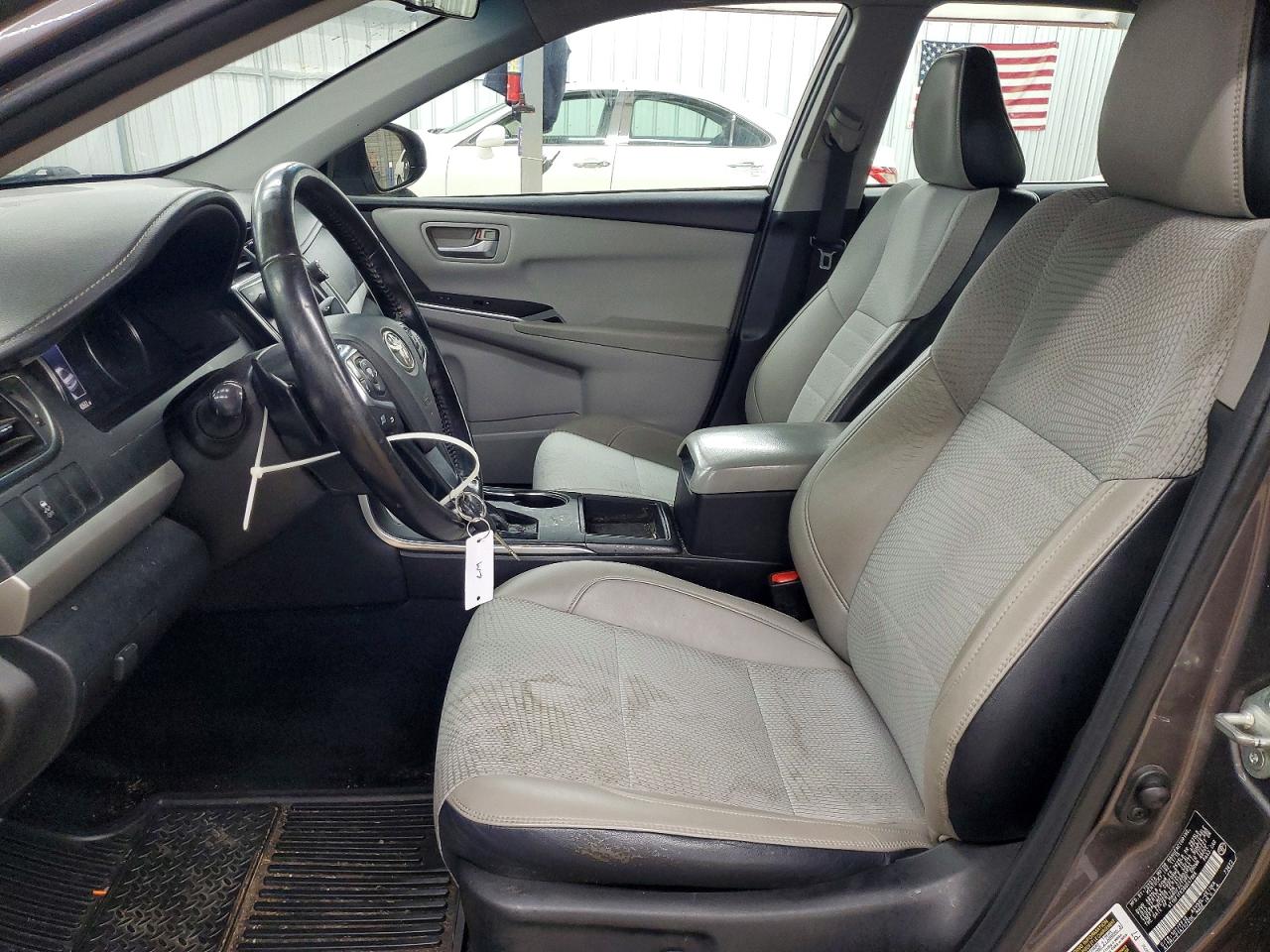 2016 TOYOTA CAMRY