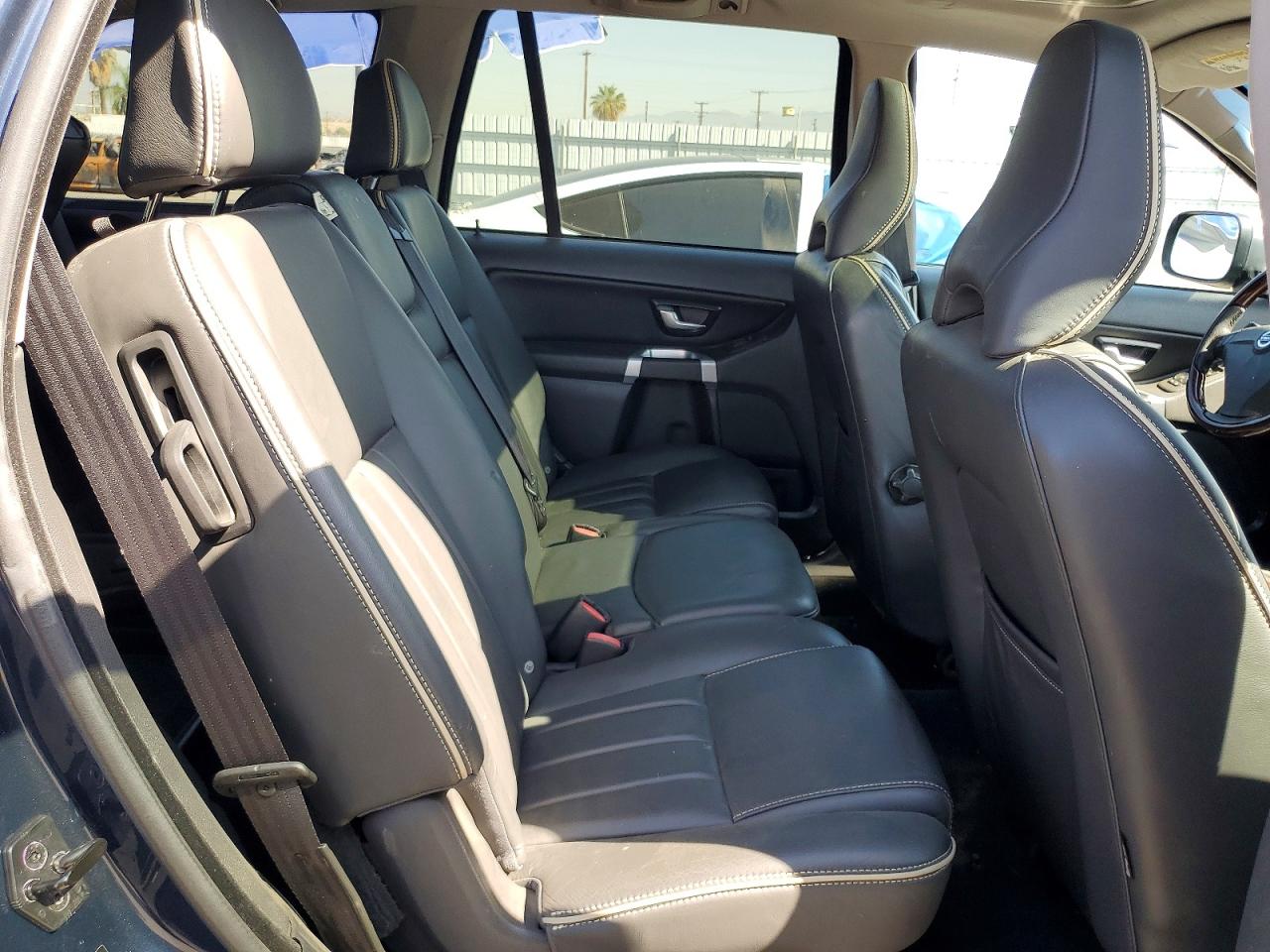 2013 VOLVO XC90