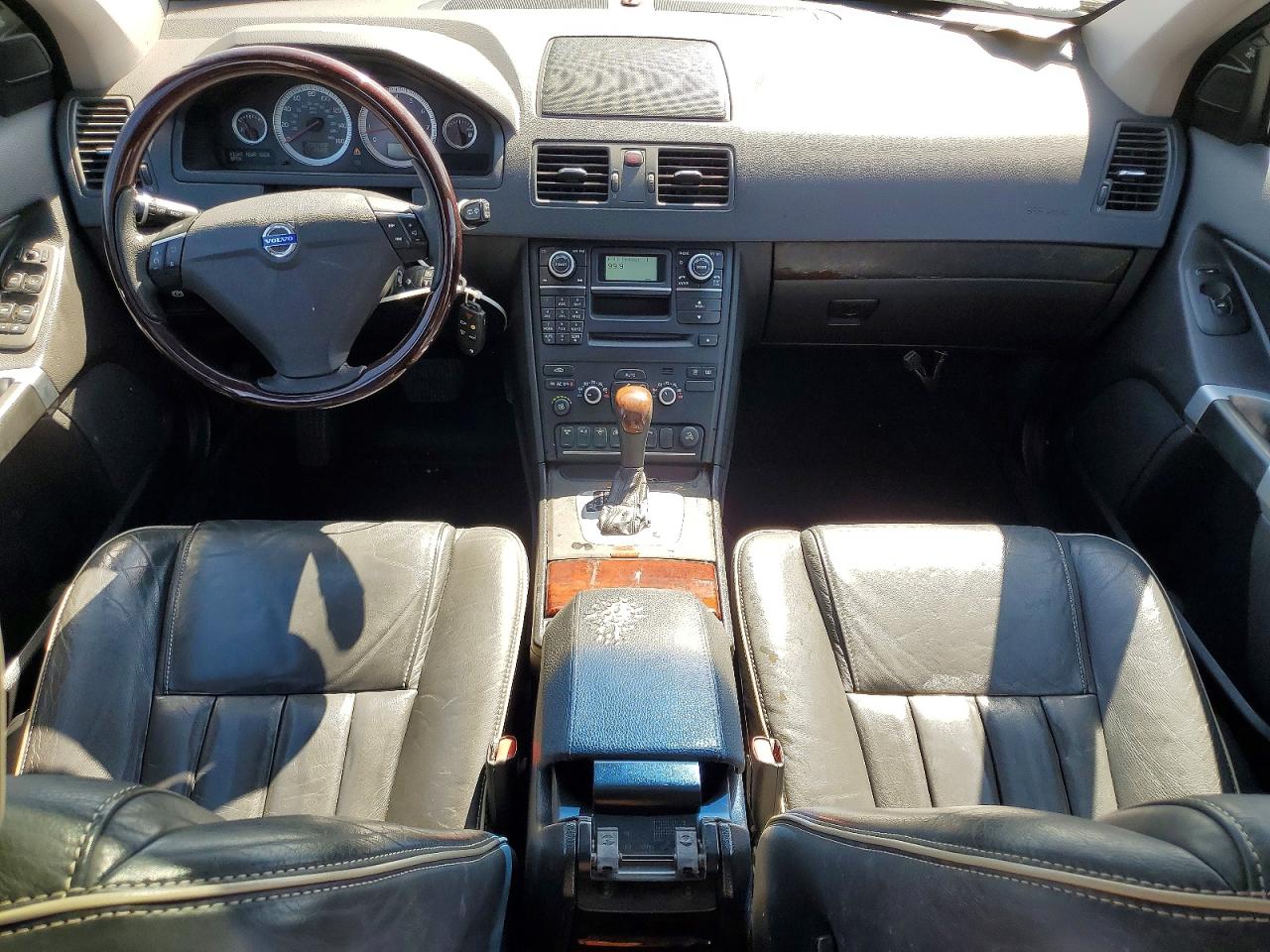 2013 VOLVO XC90
