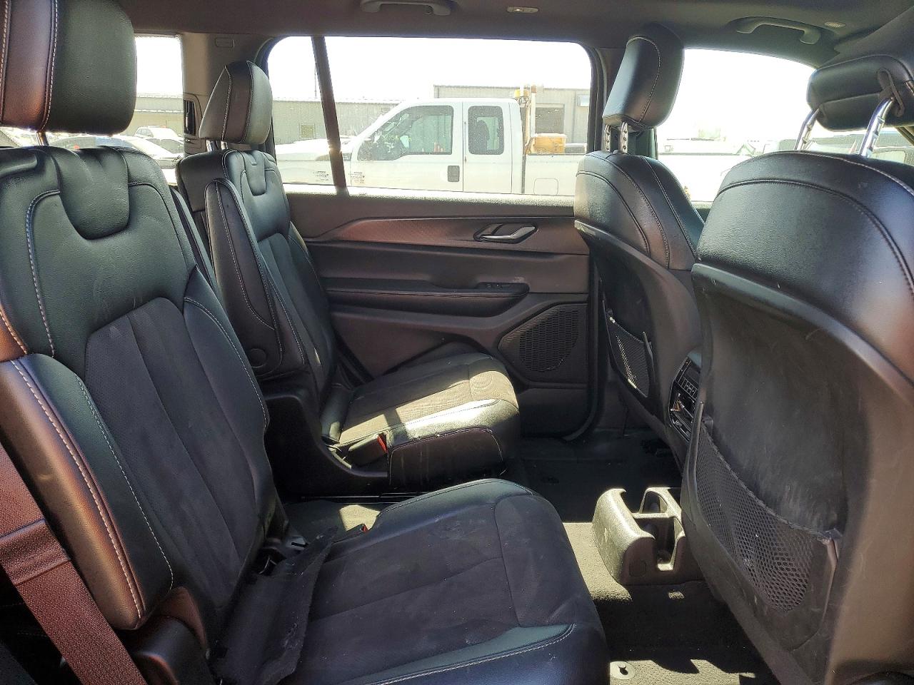 2024 JEEP GRAND CHER