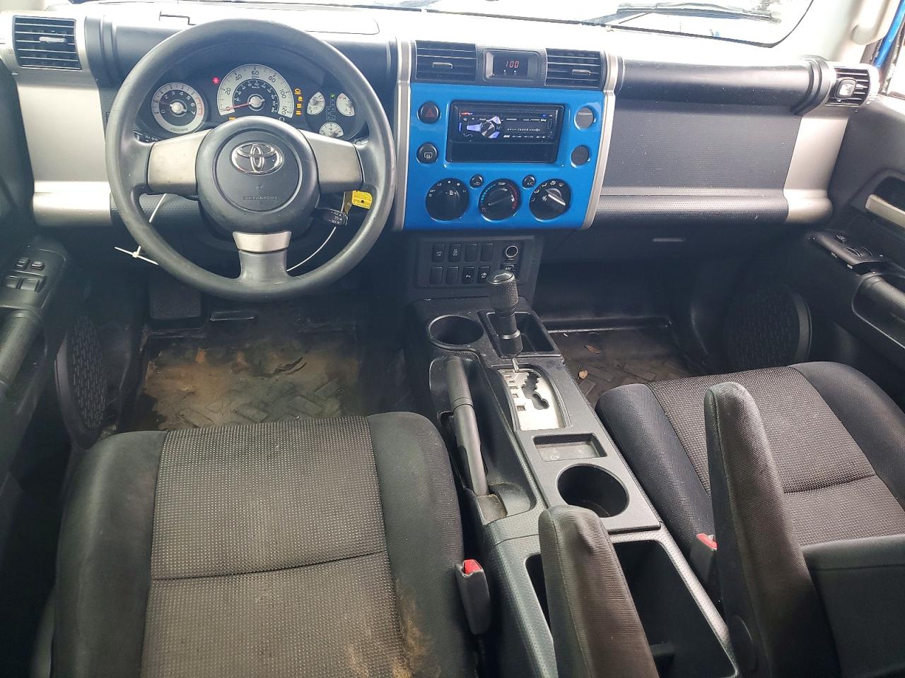 2007 TOYOTA FJ CRUISER