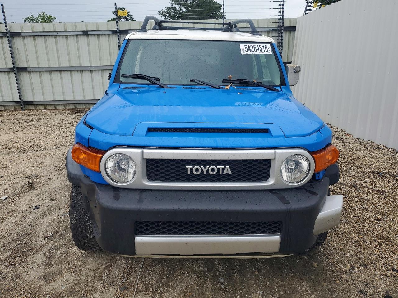 2007 TOYOTA FJ CRUISER